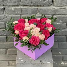 Цветочная композиция из Розы в коробке в Поселок дома отдыха Успенское