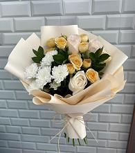 Букет цветов из:  Розы и Хризантемы в Поселок дома отдыха Успенское