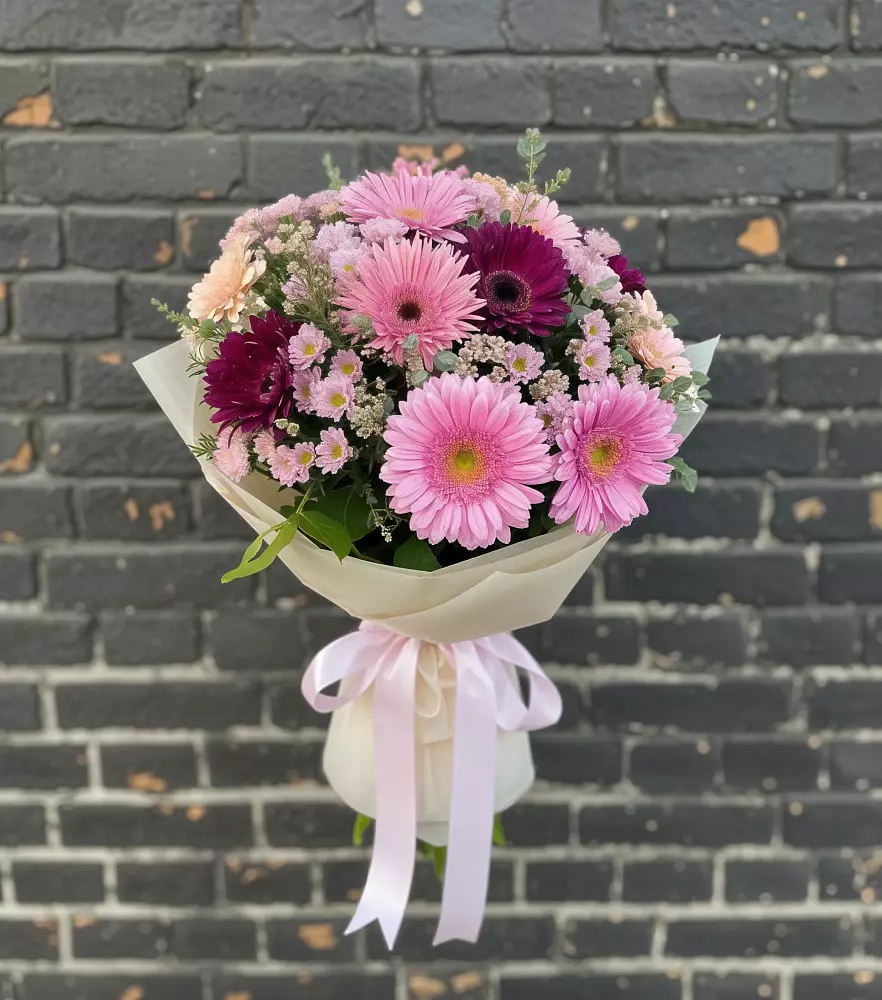 Букет цветов из: Герберы и Хризантемы в Поселок дома отдыха Успенское
