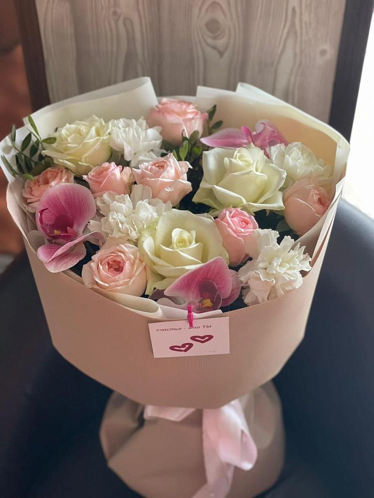 Букет цветов из: Орхидеи, Розы и Гвоздики в Поселок дома отдыха Успенское