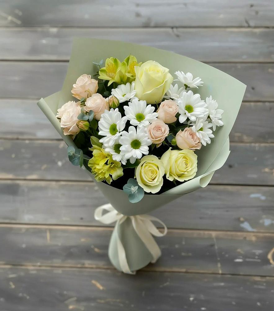 Букет цветов из: Альстромерии, Розы и Хризантемы в Поселок дома отдыха Успенское
