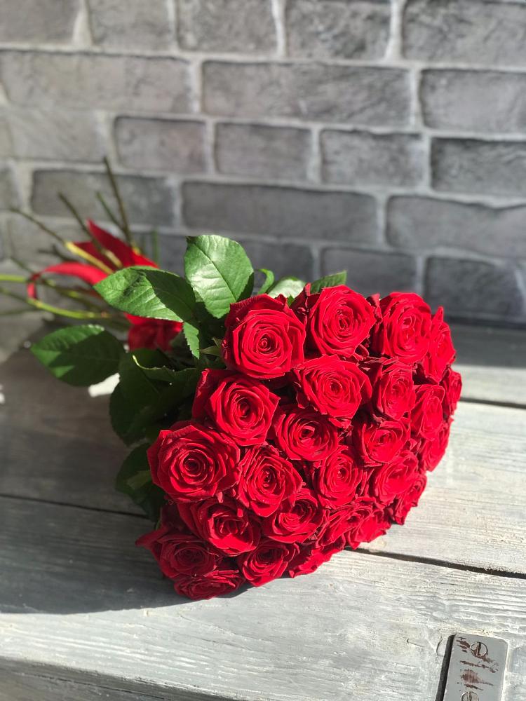 Букет Красные розы Фридом в Поселок дома отдыха Успенское