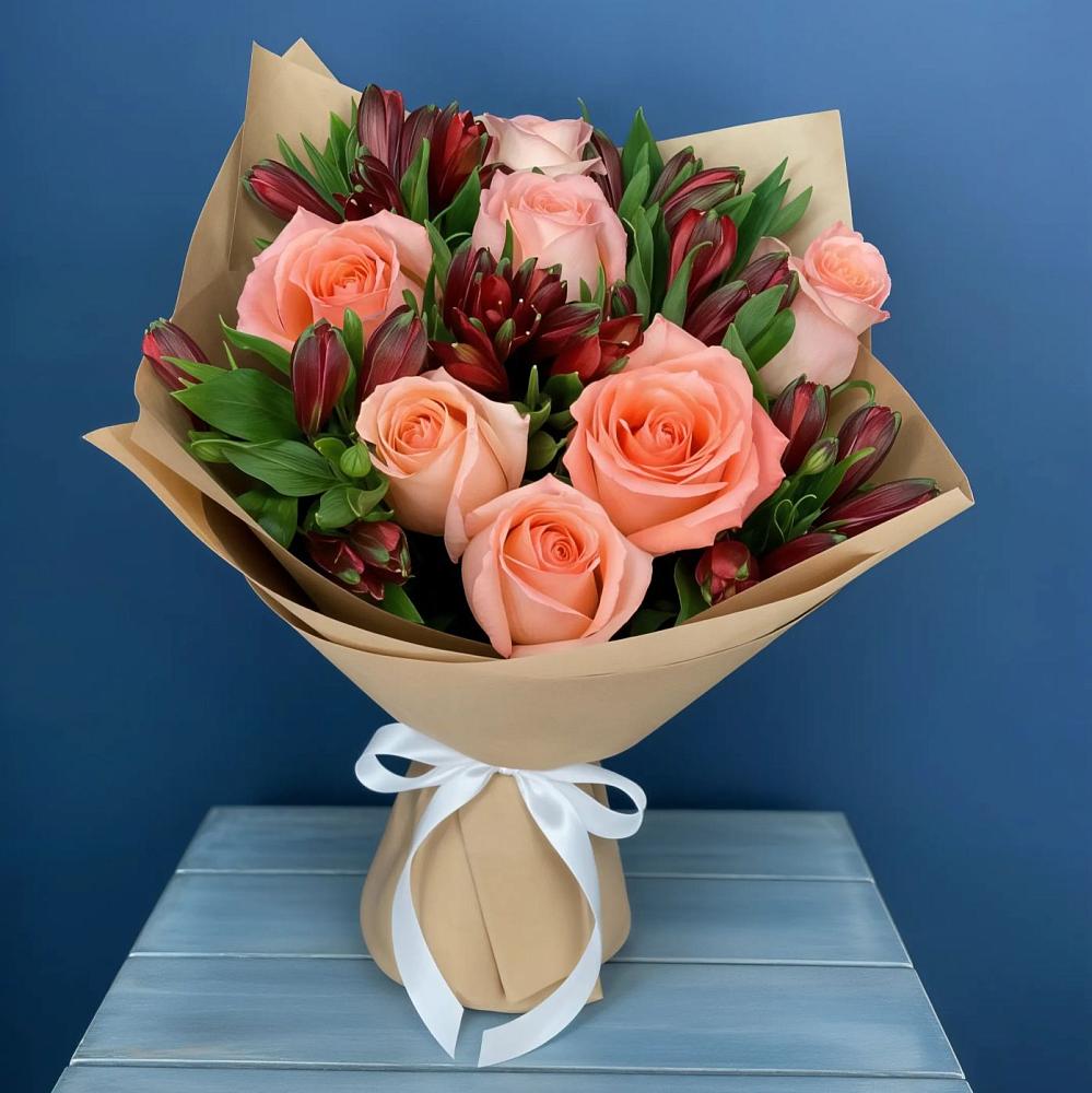 Букет цветов из: Розы и Альстромерии в Поселок дома отдыха Успенское