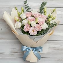 Букет цветов из:  Лизиантусы в Поселок дома отдыха Успенское