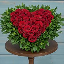 Цветочная композиция из Розы в виде сердца в Поселок дома отдыха Успенское