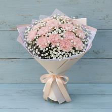 Букет цветов из:  Гвоздики в Поселок дома отдыха Успенское