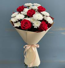 Букет цветов из:  Розы и Хризантемы в Поселок дома отдыха Успенское