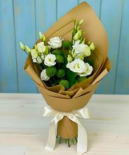 Букет цветов из:  Хризантемы и Лизиантусы в Поселок дома отдыха Успенское