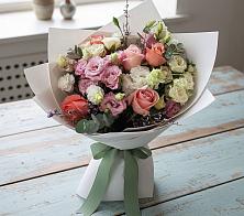 Букет цветов из:  Розы, Лизиантусы и Гвоздики #REPLACE_PRED# Поселок дома отдыха Успенское