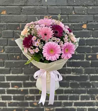 Букет цветов из:  Герберы и Хризантемы в Поселок дома отдыха Успенское