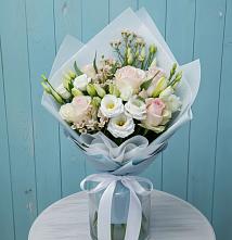 Букет цветов из:  Розы и Лизиантусы в Поселок дома отдыха Успенское