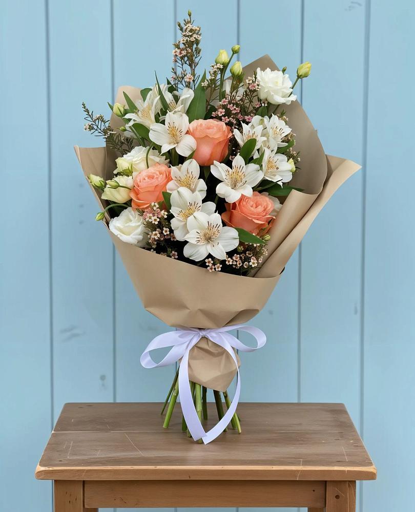Букет цветов из: Альстромерии, Лизиантусы, Розы и Хризантемы в Поселок дома отдыха Успенское